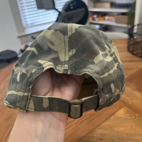 Camo baseball cap - Picture 2 of 4